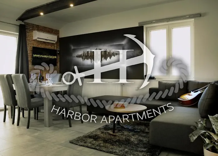 Harbor Apartments 3